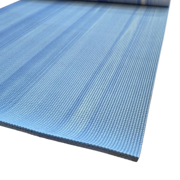 Yoga mat - Picture 3 of 3